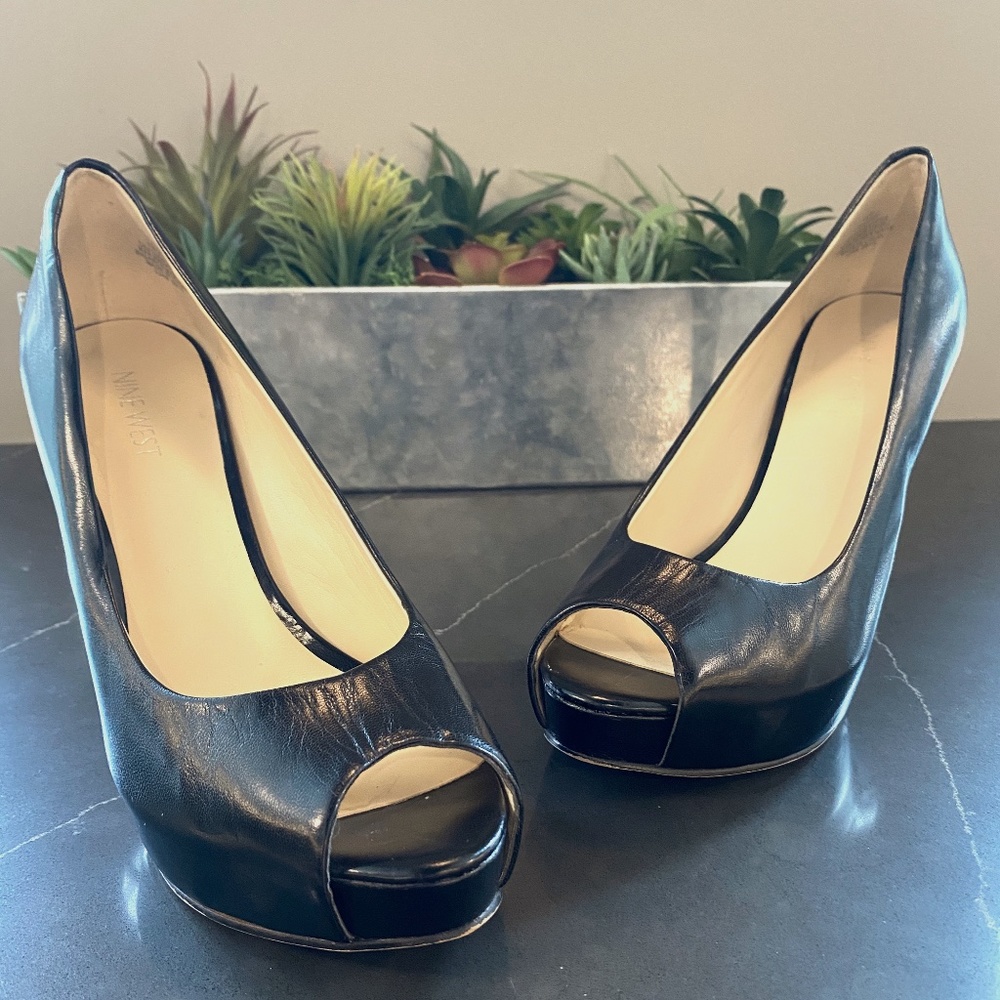 Nine West Black Open Toe Heels. Size 8.5
